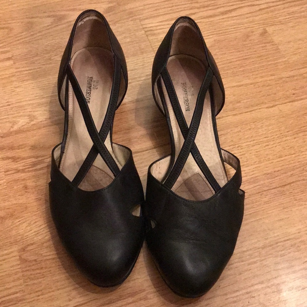 Ros Hommerson Black Leather miniwedge shoes